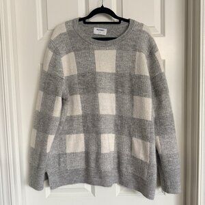 Old Navy Sweater Womens XXL Gray White Plaid Super Soft